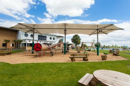 The Salsa Attractive Accomodation At Tattershall Lakes Exterior photo